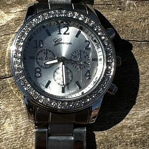 Geneva Wristwatch OS Silver Rhinestone‎ Bezel Stainless Steel Link Bracelet